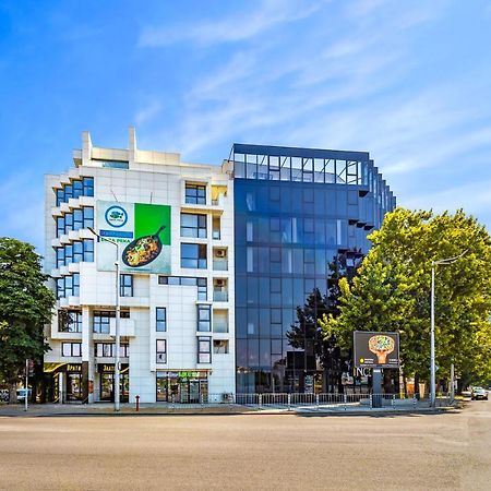 Cityscape Retreat 1Bd Flat In The Heart Of Plovdiv Apartment Екстериор снимка