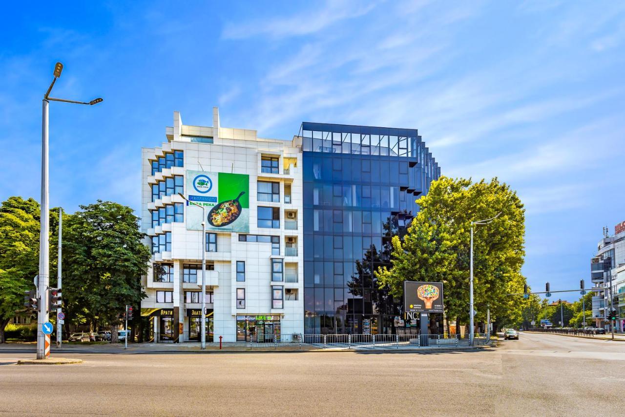 Cityscape Retreat 1Bd Flat In The Heart Of Plovdiv Apartment Екстериор снимка